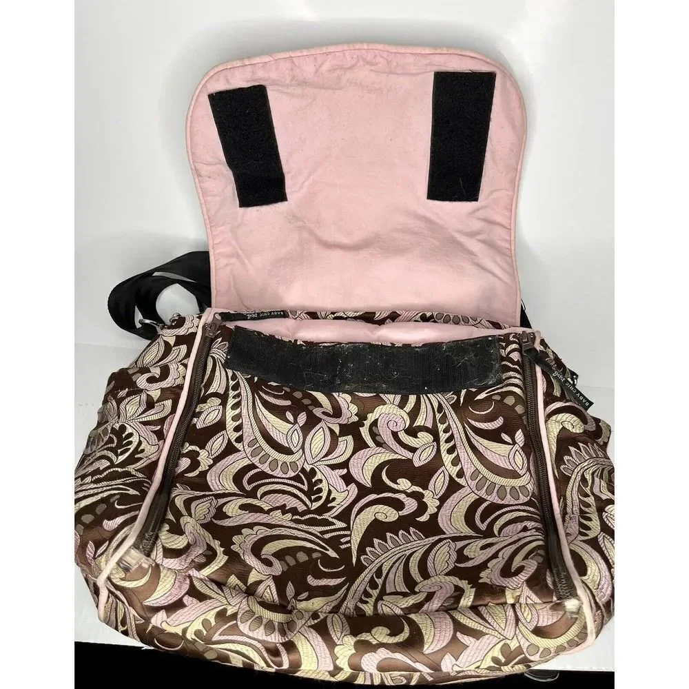 Petunia Pickle Bottom Pink and Purple Diaper Bag with Adjustable Strap FUC